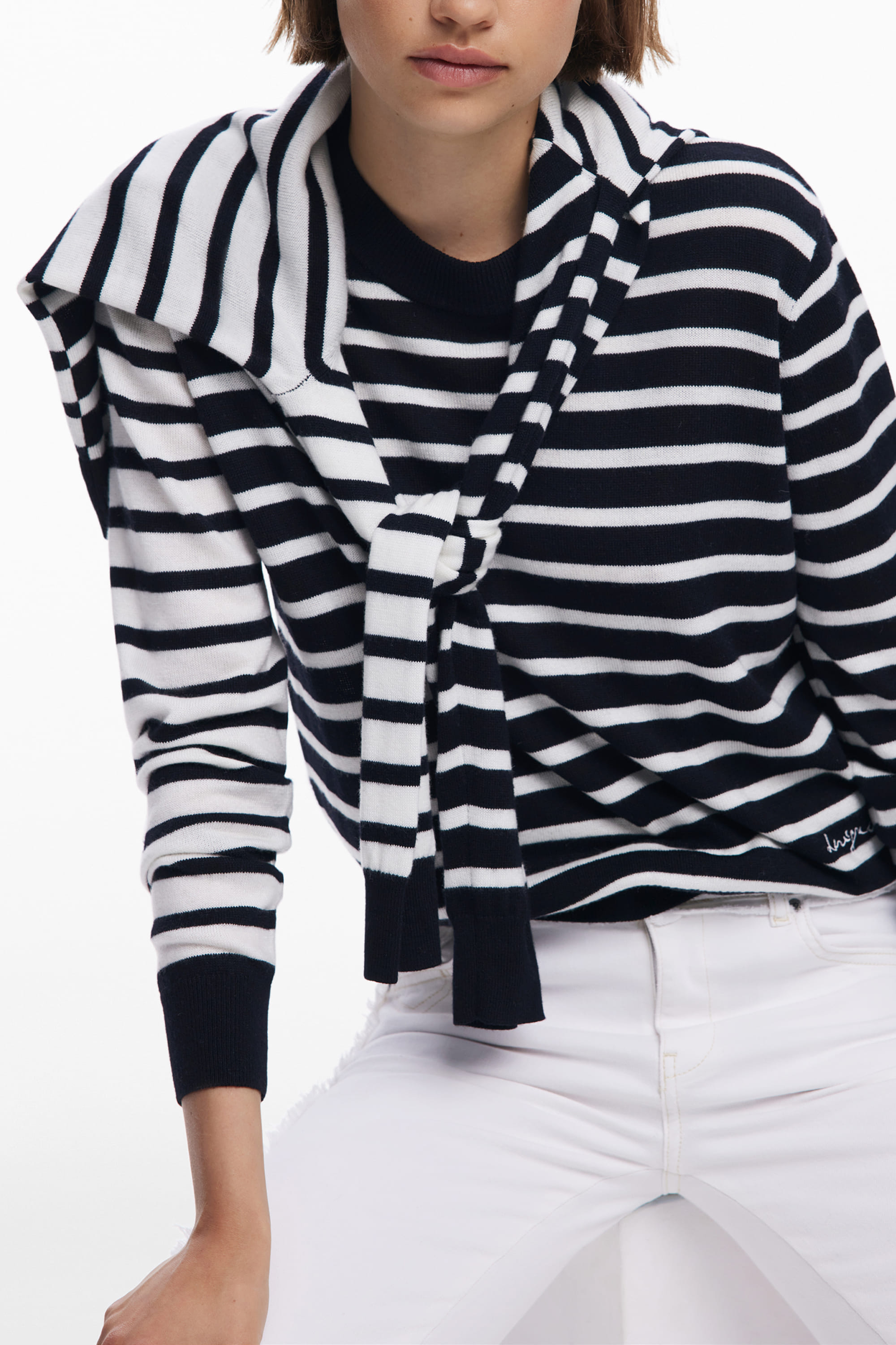 Sweaters 25WWJF08 Black - Image 3