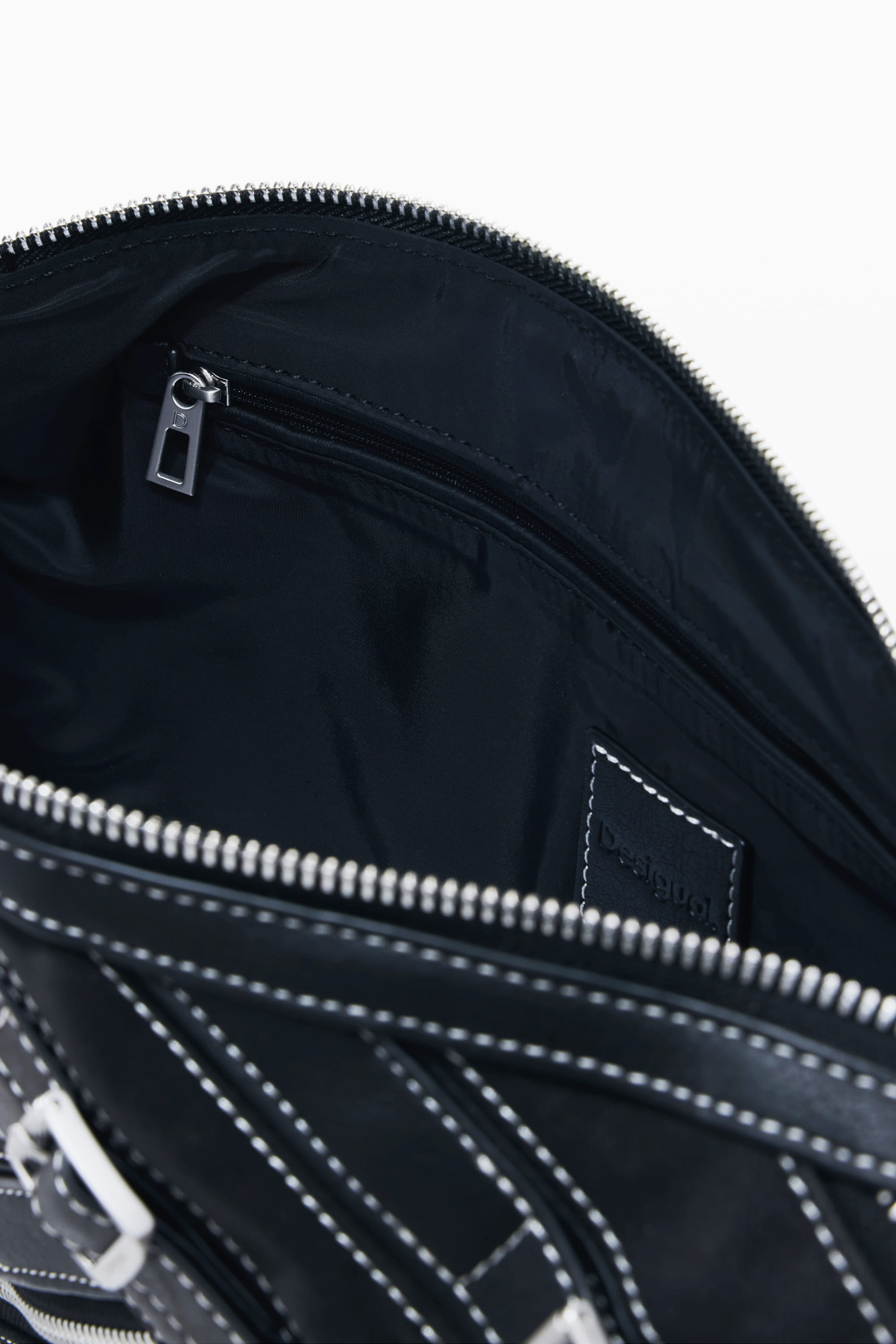 Handbags 25WAKP73 Black - Image 3